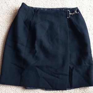 Francess and Rita Vintage Mid Thigh Black Wrap-around Skirt Size 6
